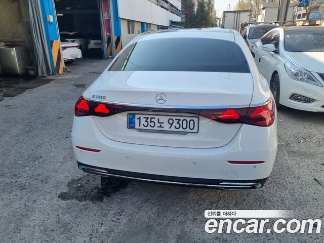 Mercedes-Benz E-Class (W214) E200 Avantgarde 2025 — фото 4