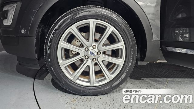 Ford Explorer 2.3 Limited 4WD 5th 2016 — фото 5