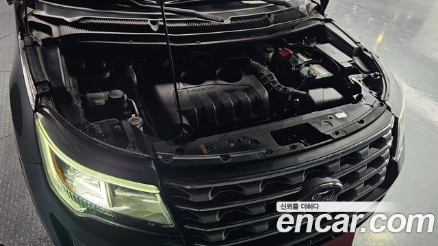 Ford Explorer 2.3 Limited 4WD 5th 2016 — фото 6