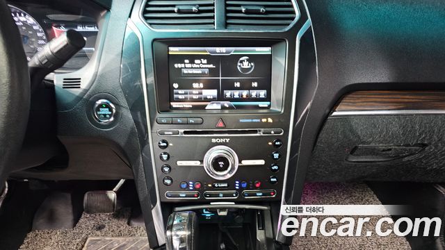 Ford Explorer 2.3 Limited 4WD 5th 2016 — фото 15