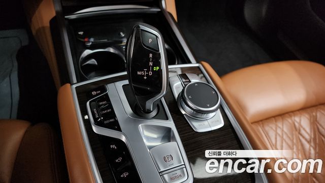BMW 7 Series (G11) 730Ld xDrive Design Pure Excellence 2020 — фото 9