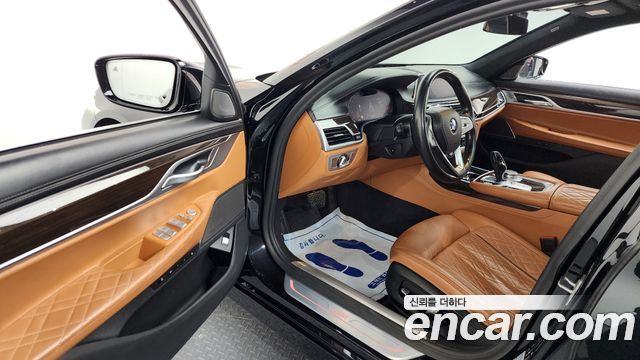 BMW 7 Series (G11) 730Ld xDrive Design Pure Excellence 2020 — фото 10