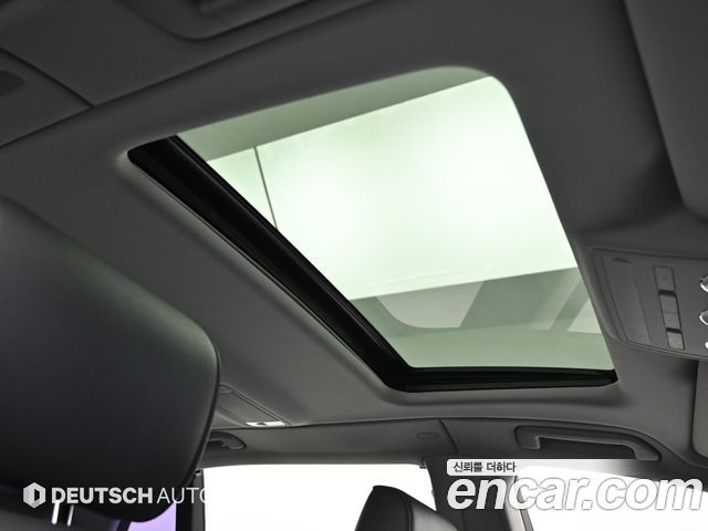 Volkswagen Phaeton V8 4.2 LWB VW611 2013 — фото 22
