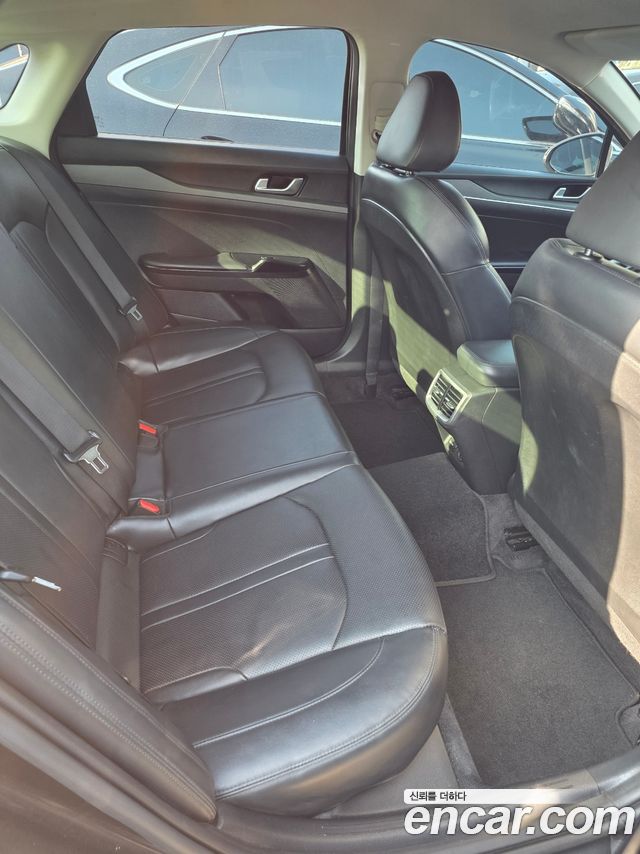 Kia K5 (III) 2.0 Trendy 2021 — фото 16
