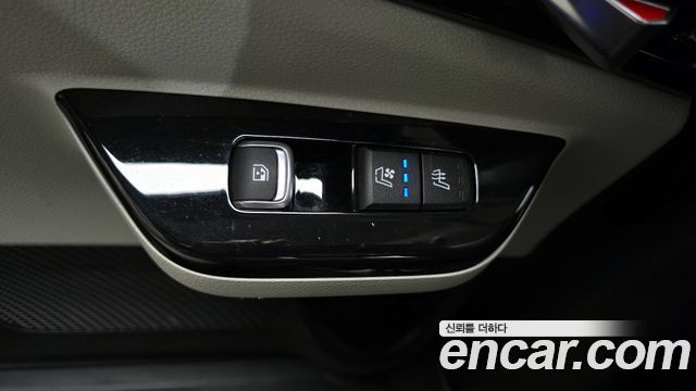 Kia Carnival (IV) Diesel 9-Seater Signature 2021 — фото 17