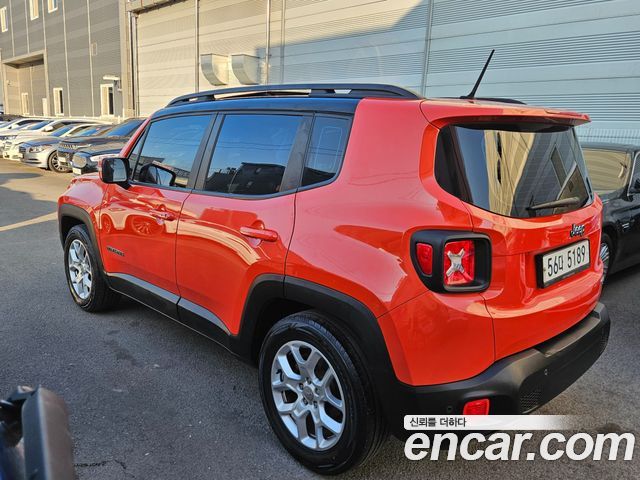 Jeep Renegade 2.4 Longitude High 2017 — фото 4