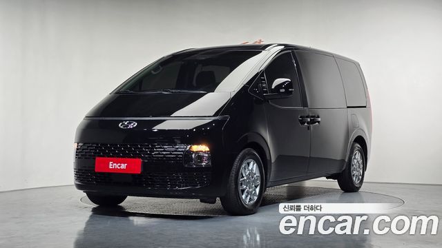 Hyundai Staria Cargo 5-Seater Modern 2023 — фото 1