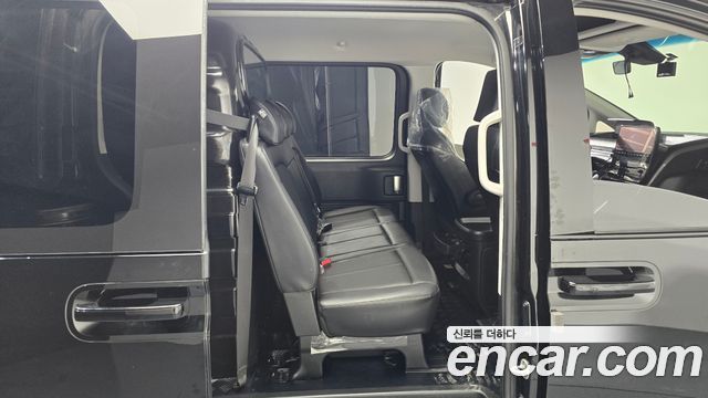 Hyundai Staria Cargo 5-Seater Modern 2023 — фото 12
