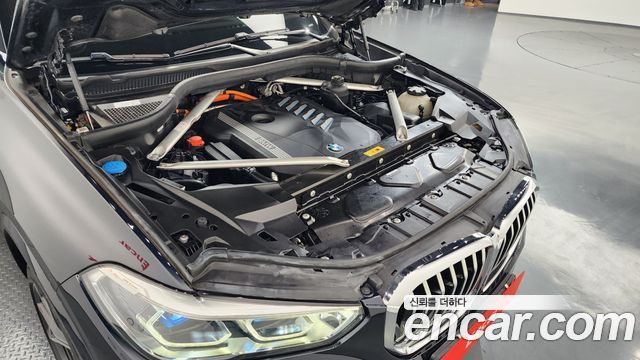 BMW X5 (G05) xDrive 45e M Sport 2021 — фото 6