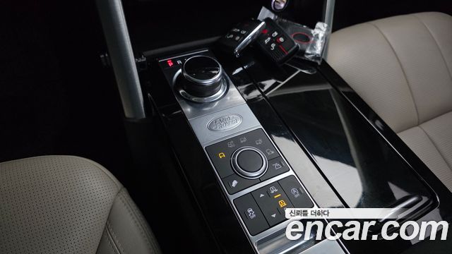 Land Rover Discovery 5 3.0 SD6 HSE 2019 — фото 9