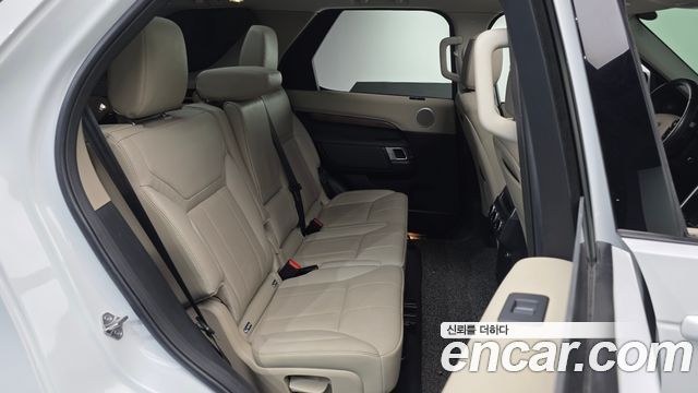 Land Rover Discovery 5 3.0 SD6 HSE 2019 — фото 12