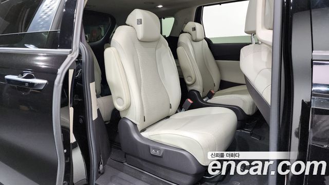 Kia Carnival (IV) Gasoline 9-Seater Signature 2021 — фото 12