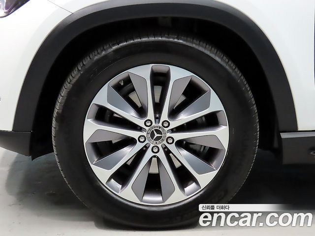 Mercedes-Benz GLE-Class (W167) GLE300d 4MATIC 2022 — фото 5