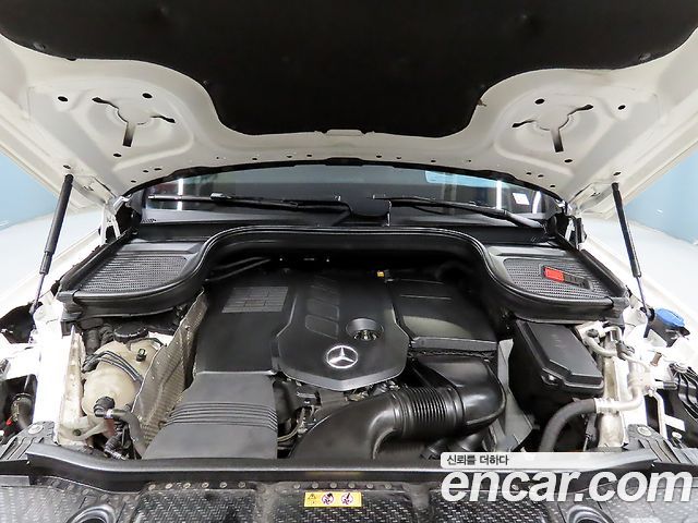 Mercedes-Benz GLE-Class (W167) GLE300d 4MATIC 2022 — фото 6