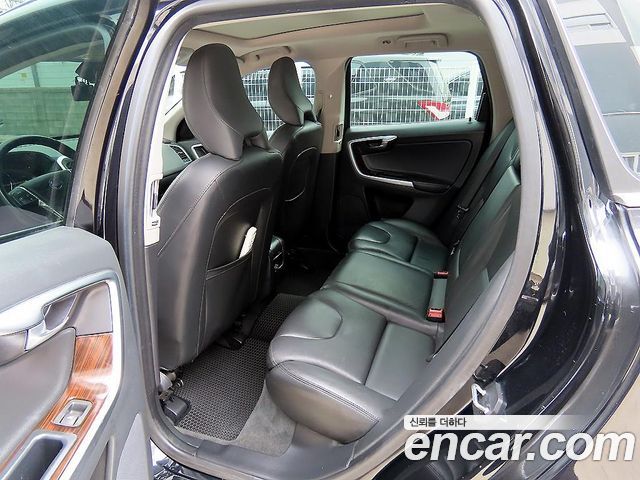 Volvo XC60 D4 1st 2015 — фото 6