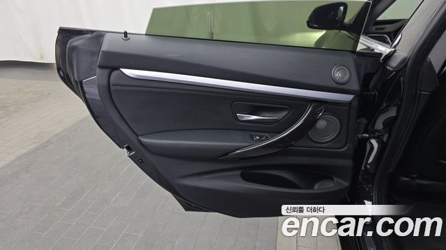 BMW 3 Series GT (F34) GT 320d Luxury 2020 — фото 25