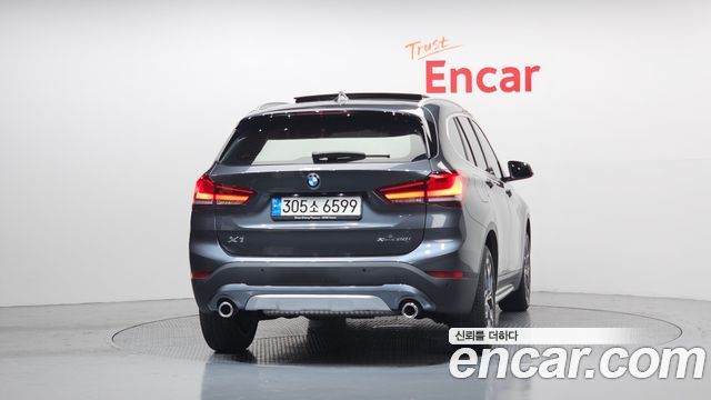 BMW X1 (F48) xDrive 20i xLine 2022 — фото 4