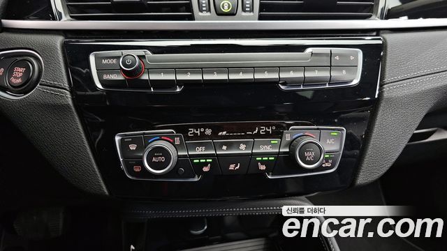 BMW X1 (F48) xDrive 20i xLine 2022 — фото 29