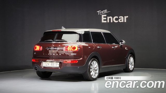 MINI Cooper Clubman Standard 2nd 2019 — фото 2