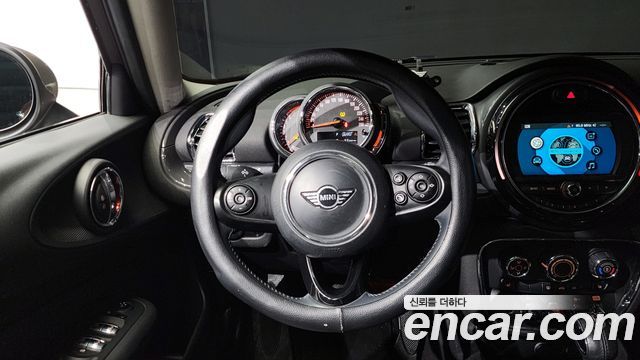 MINI Cooper Clubman Standard 2nd 2019 — фото 13