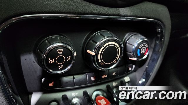 MINI Cooper Clubman Standard 2nd 2019 — фото 27