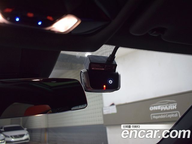 BMW 1 Series (F40) 120i M Sports 2022 — фото 15
