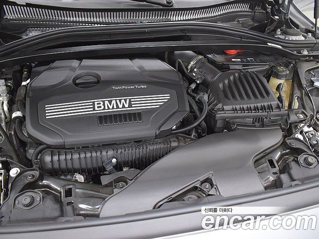 BMW 1 Series (F40) 120i M Sports 2022 — фото 21