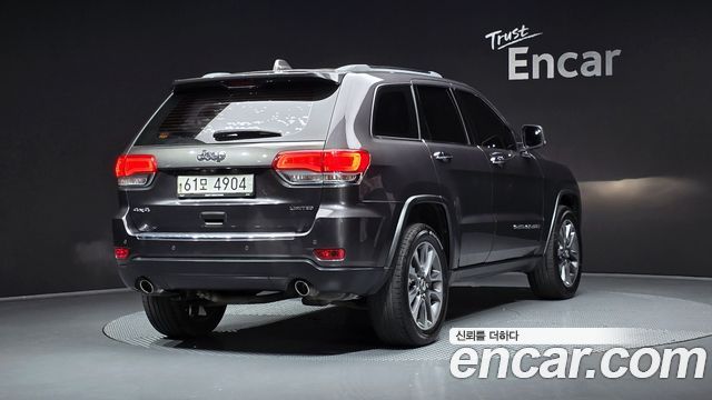 Jeep Grand Cherokee 3.6 Limited WK2 2018 — фото 2