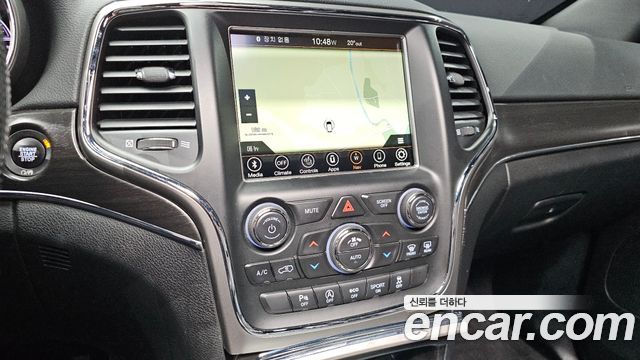 Jeep Grand Cherokee 3.6 Limited WK2 2018 — фото 16