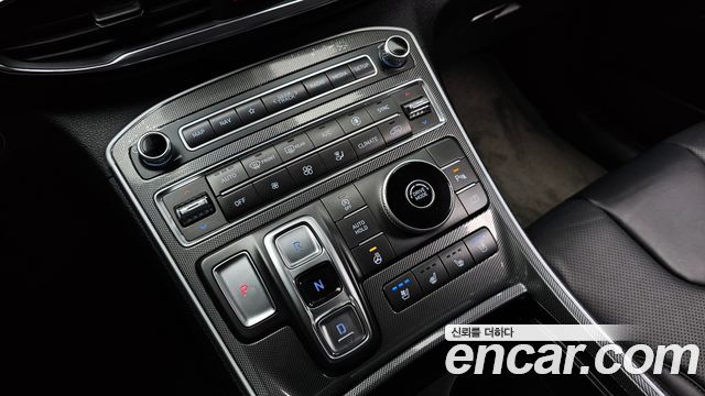 Hyundai Santa Fe Gasoline 2.5T 2WD Prestige 2021 — фото 9
