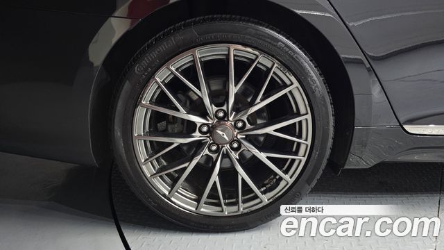 Genesis G80 3.3 GDI AWD Prestige 2018 — фото 5