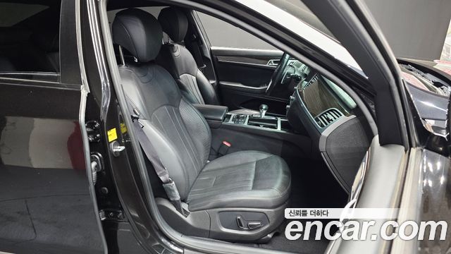 Genesis G80 3.3 GDI AWD Prestige 2018 — фото 16