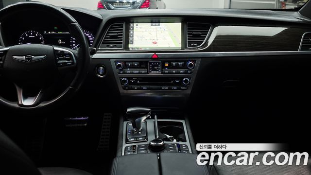 Genesis G80 3.3 GDI AWD Prestige 2018 — фото 23