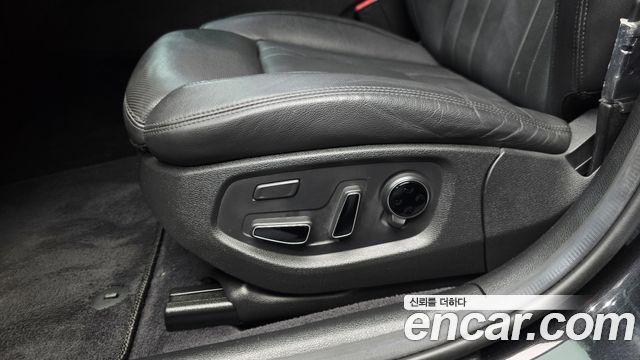 Genesis G80 3.3 GDI AWD Prestige 2018 — фото 38