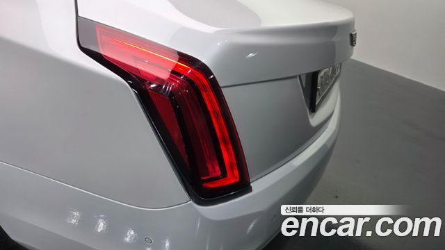 Cadillac CT6 2.0 Turbo 2018 — фото 23