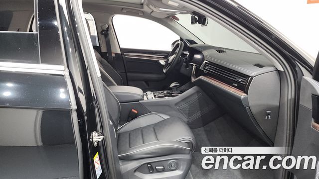 Volkswagen Touareg (III) 3.0 TDI Prestige 2026 — фото 11