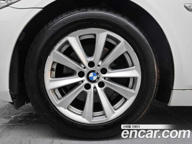 BMW 5 Series (F10) 520d 2012 — фото 5
