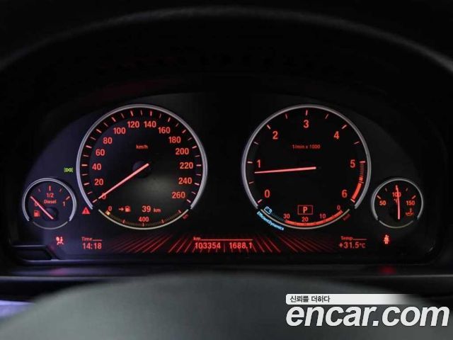 BMW 5 Series (F10) 520d 2012 — фото 8