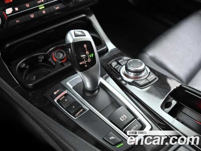 BMW 5 Series (F10) 520d 2012 — фото 9