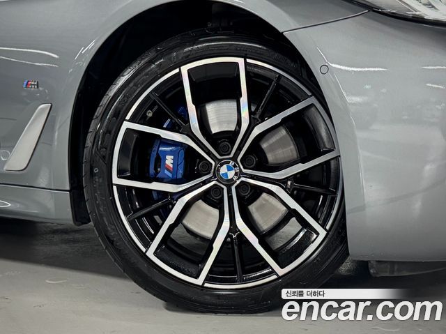 BMW 5 Series (G30) 530i M Sport Package 2023 — фото 5