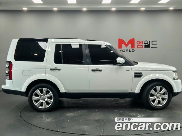 Land Rover Discovery 4 3.0 TDV6 SE 2015 — фото 2