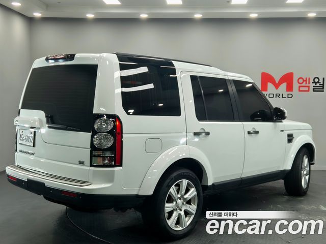 Land Rover Discovery 4 3.0 TDV6 SE 2015 — фото 3