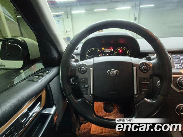 Land Rover Discovery 4 3.0 TDV6 SE 2015 — фото 15
