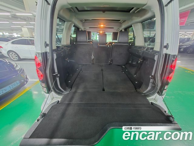 Land Rover Discovery 4 3.0 TDV6 SE 2015 — фото 21