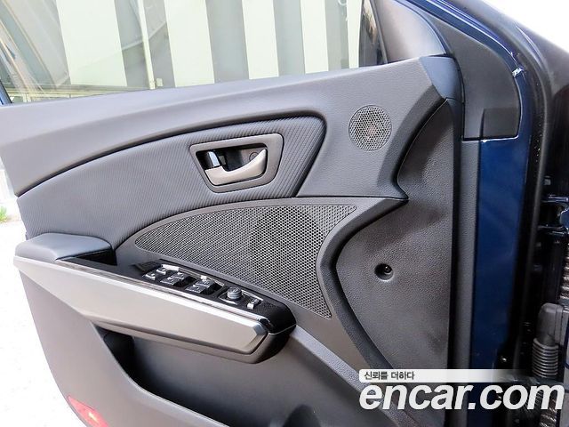KG Mobility (SsangYong) Tivoli Air 1.5 A5 2WD 2022 — фото 15