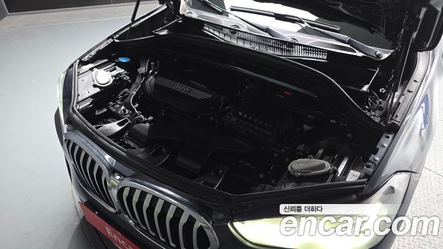 BMW X1 (F48) xDrive 20i Advantage 2021 — фото 6