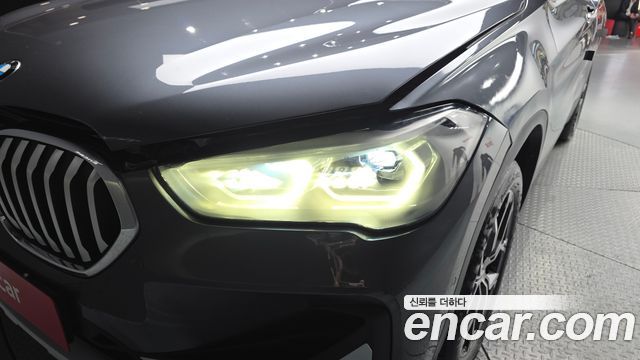 BMW X1 (F48) xDrive 20i Advantage 2021 — фото 22