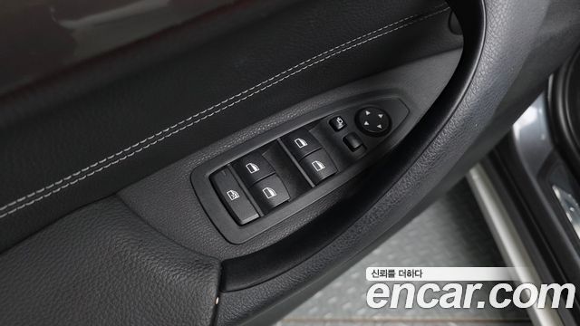 BMW X1 (F48) xDrive 20i Advantage 2021 — фото 28