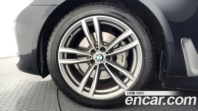 BMW 7 Series (G11) 730d xDrive M Sport 2018 — фото 5