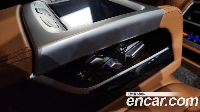 BMW 7 Series (G11) 730d xDrive M Sport 2018 — фото 36